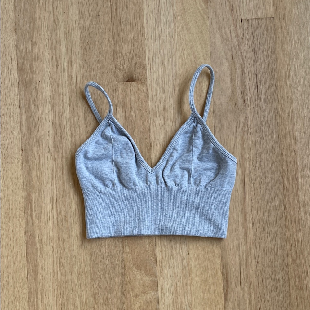 Alo Yoga sports bra